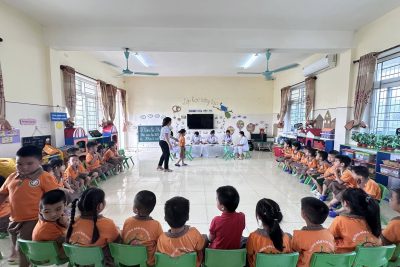 Trường Mầm non Ninh Mỹ đã kết hợp với Trạm y tế Ninh Mỹ tổ chức khám sức khoẻ cho trẻ đầu năm học 2025 – 2026.